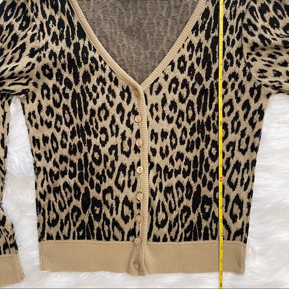 Questions By Say What? Button Up Knit Cardigan size M - Picture 8 of 8